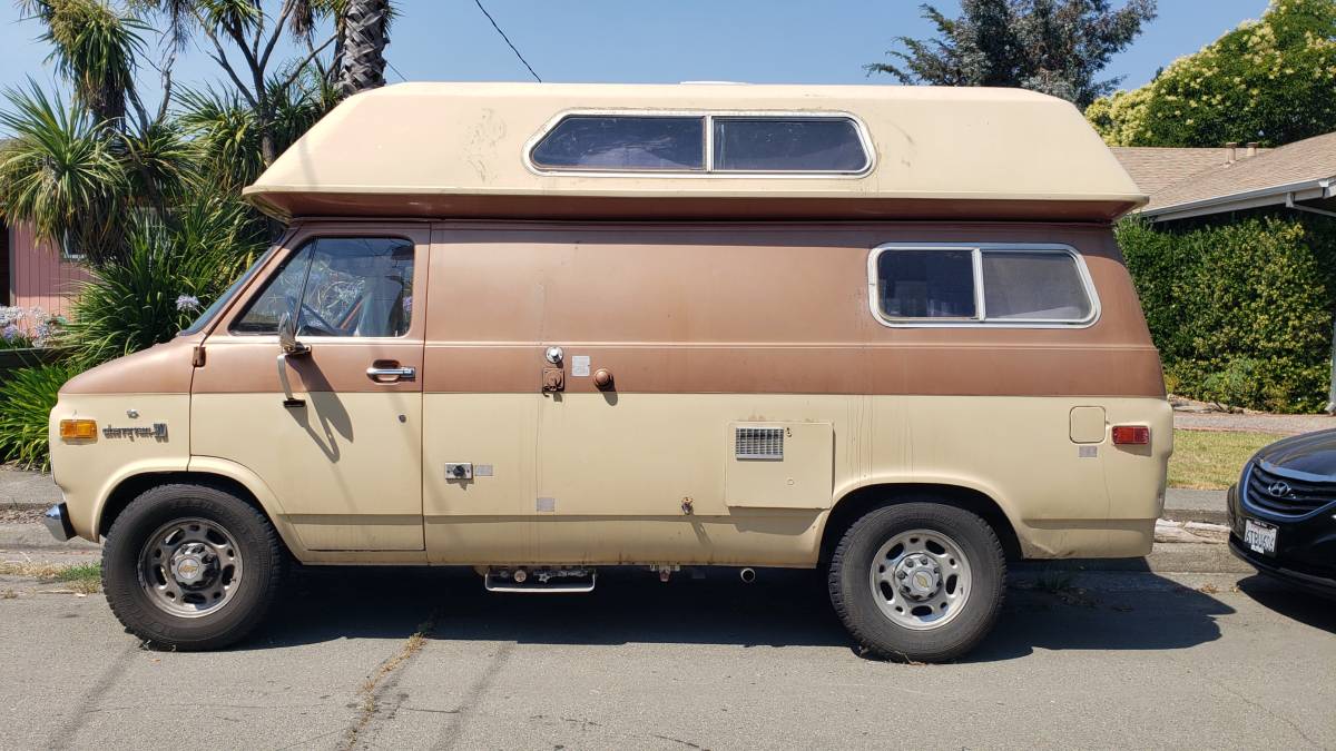 Chevy-g30-van-1976-brown-5