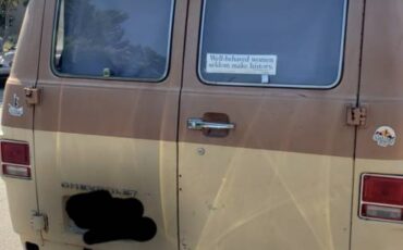 Chevy-g30-van-1976-brown-7