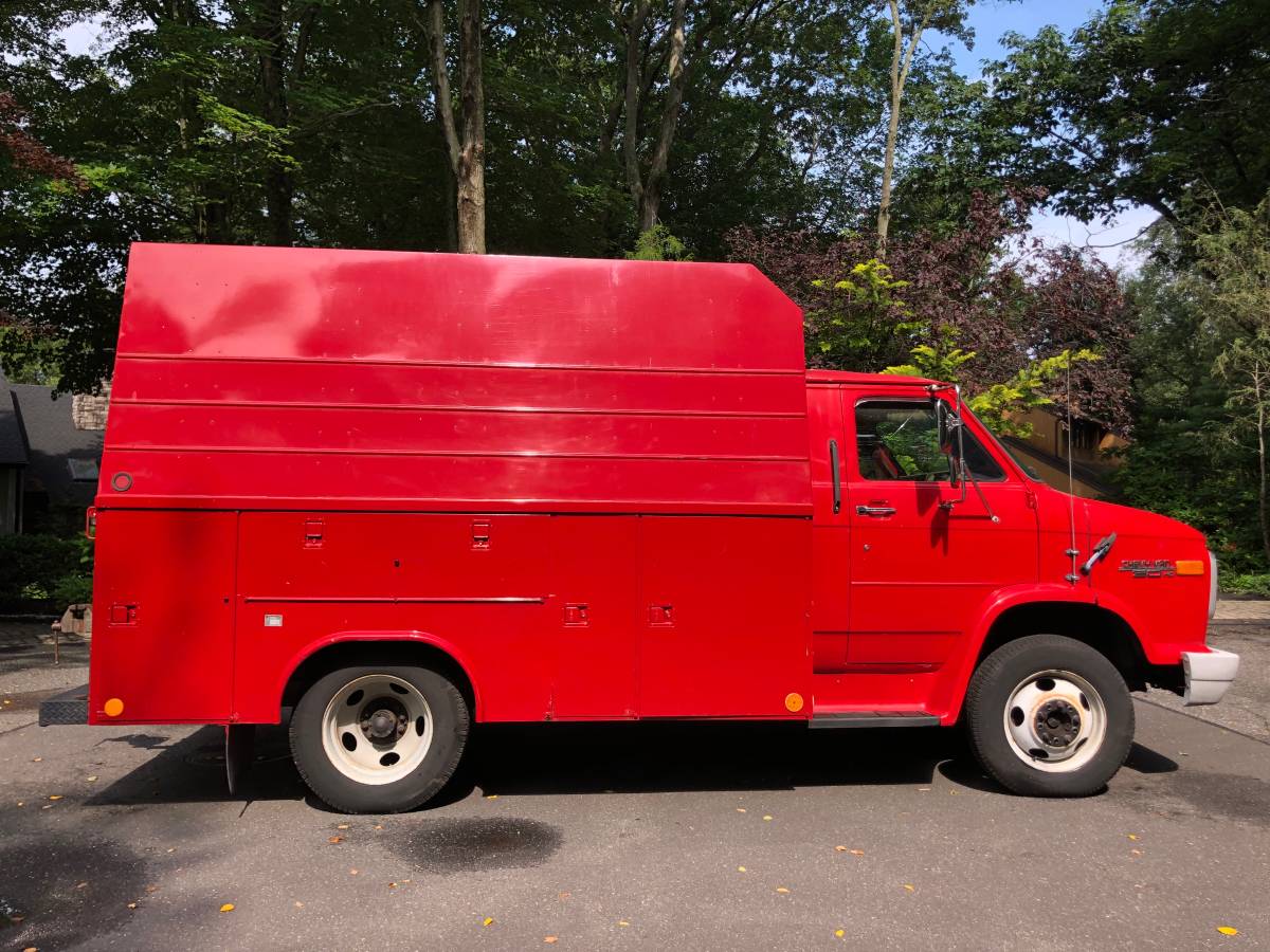 Chevy-hd30-1995-red-1