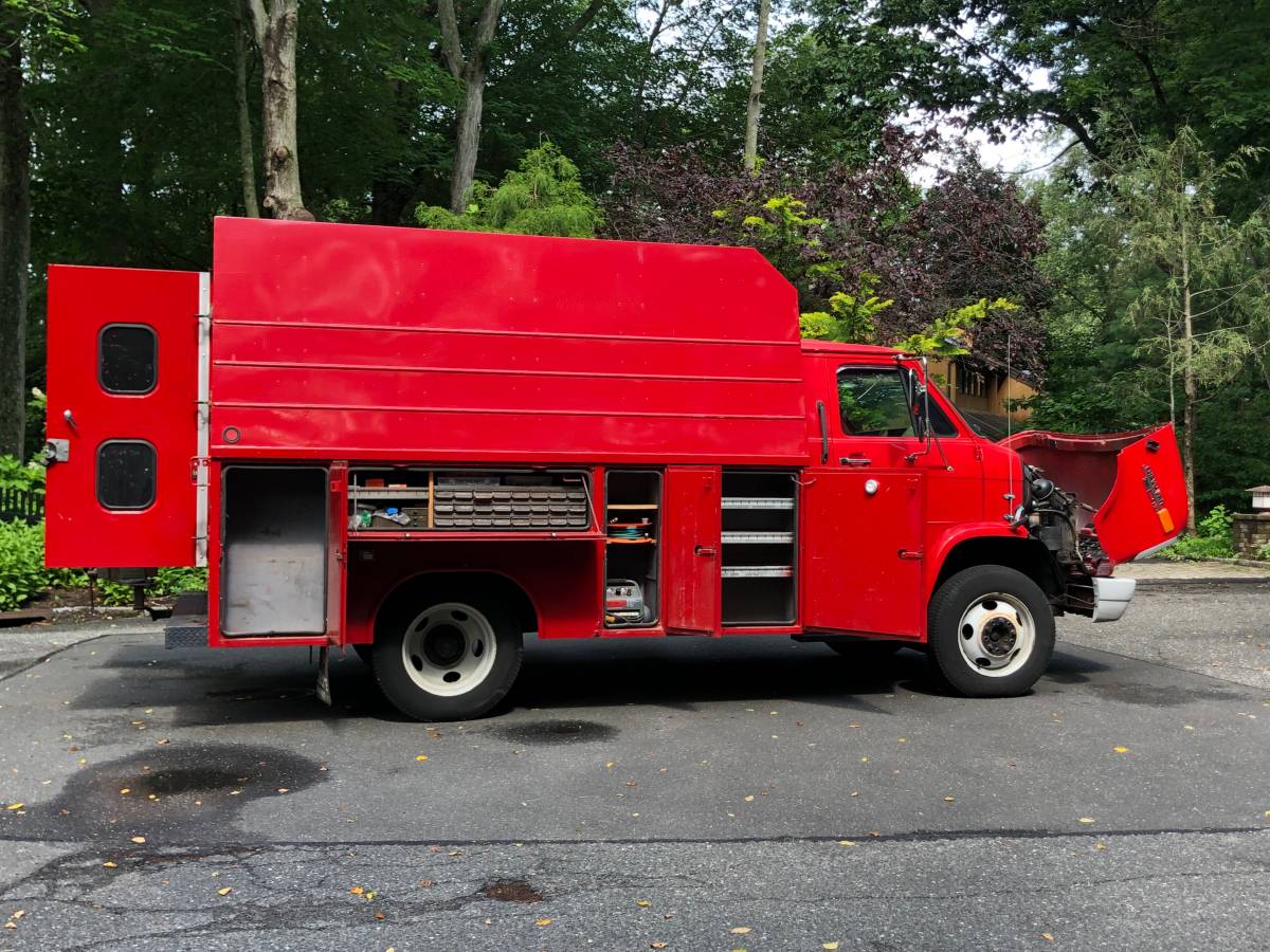 Chevy-hd30-1995-red-3