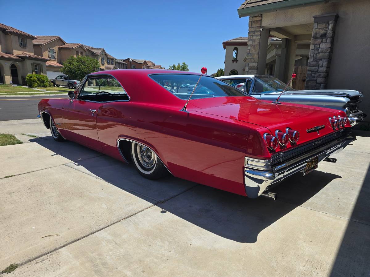 Chevy-impala-1965-red-9