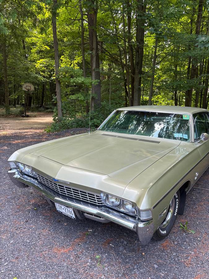 Chevy-impala-1968-green