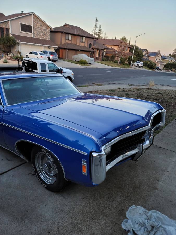 Chevy-impala-1969-blue-8
