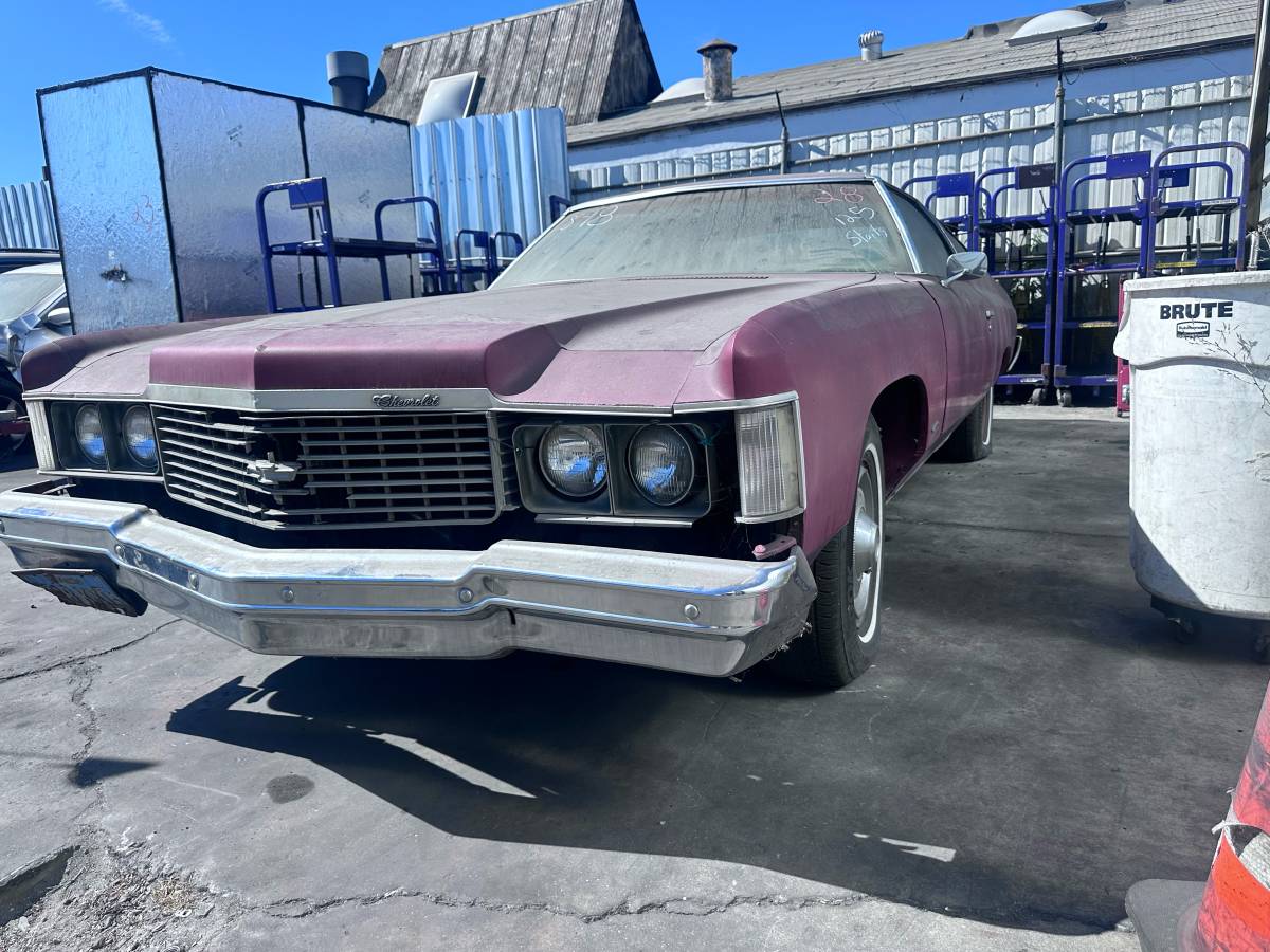 Chevy-impala-1974-custom-1