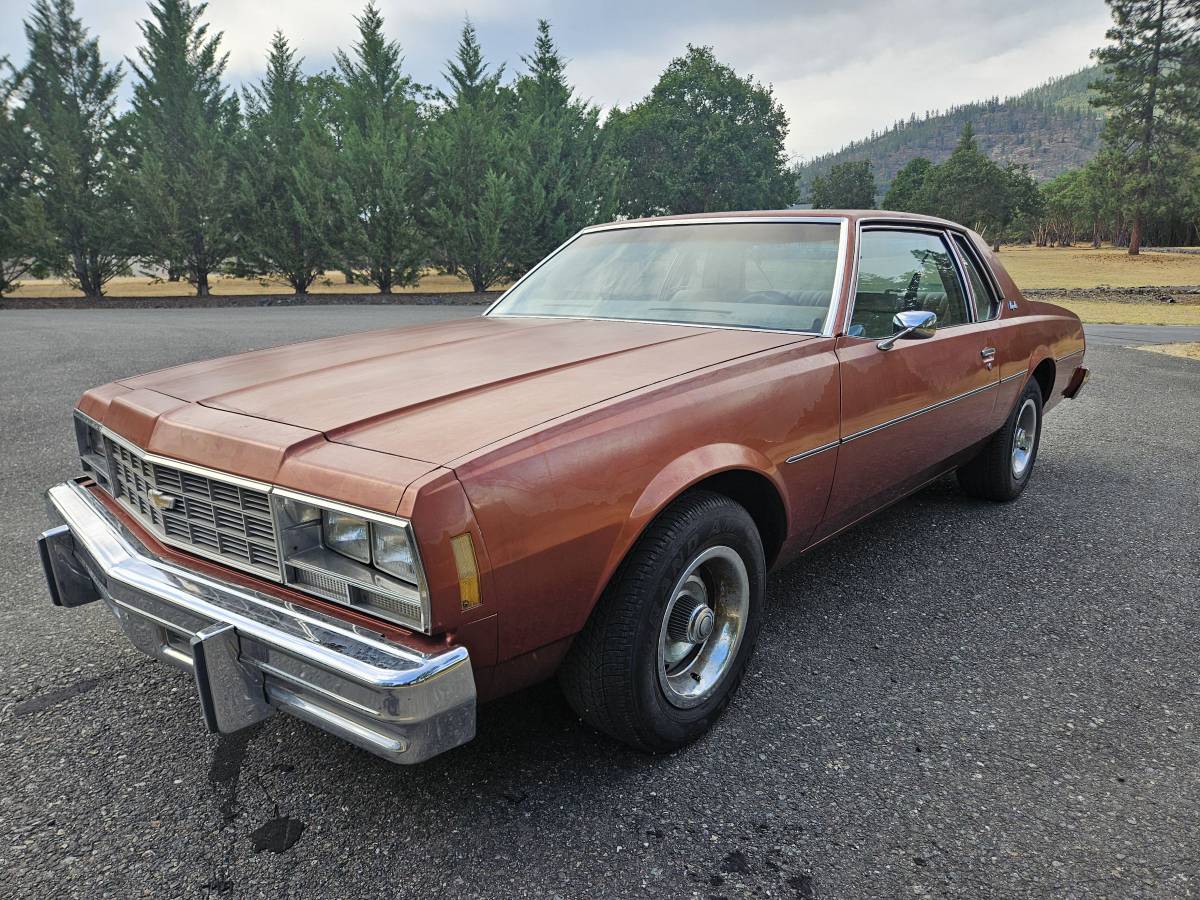 Chevy-impala-1977-brown-16
