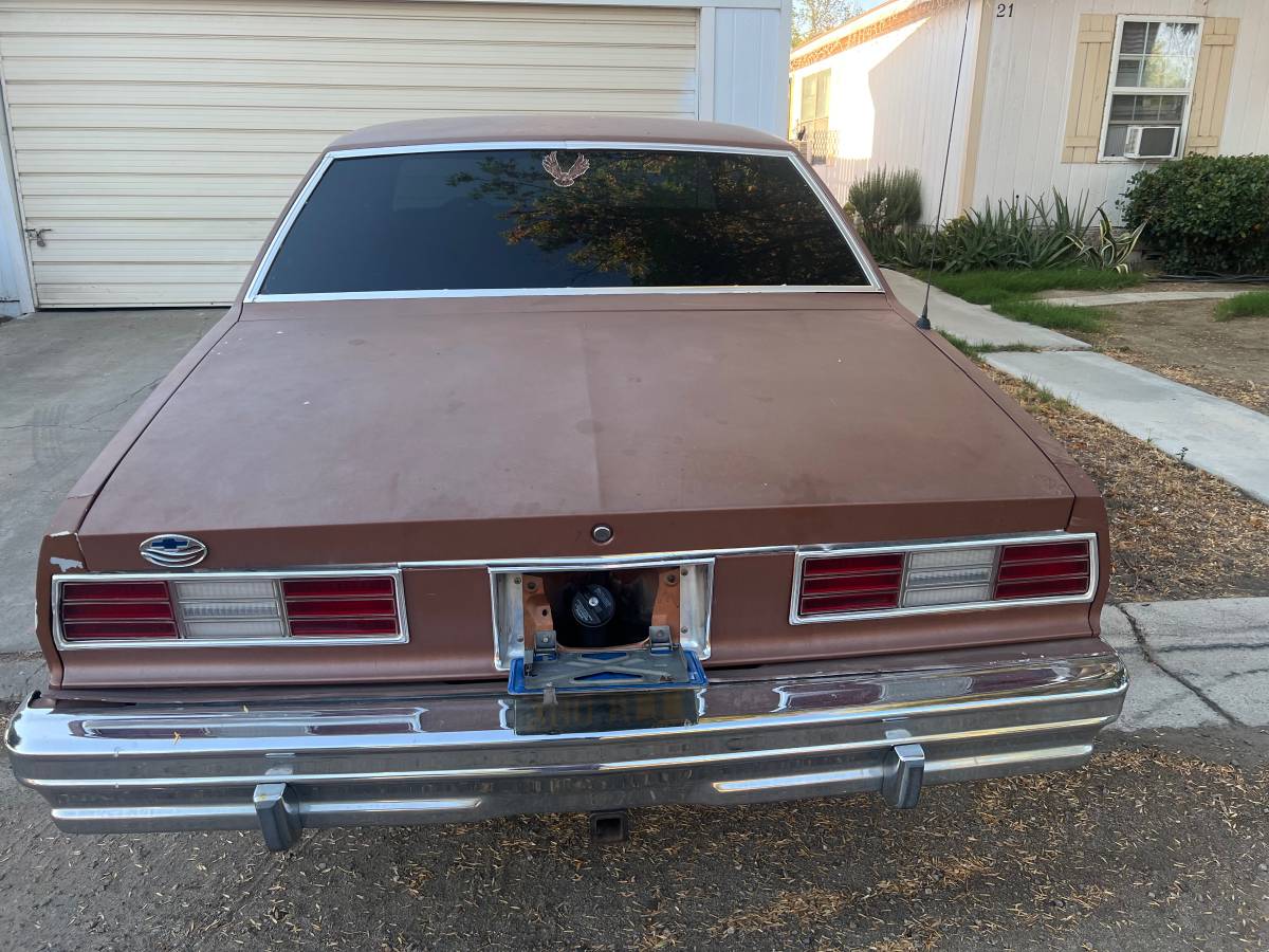 Chevy-impala-1978-brown-4