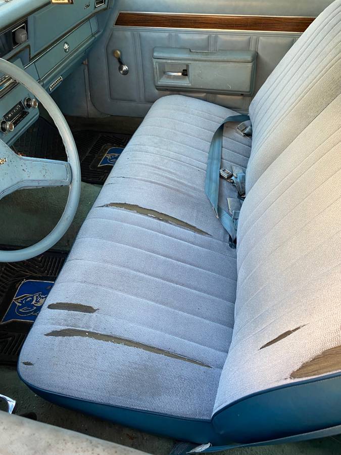 Chevy-impala-1978-white-18