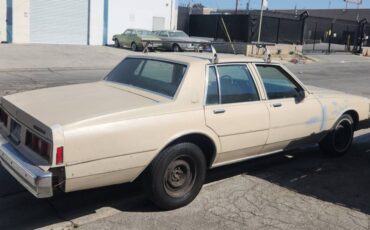 Chevy-impala-1982-11