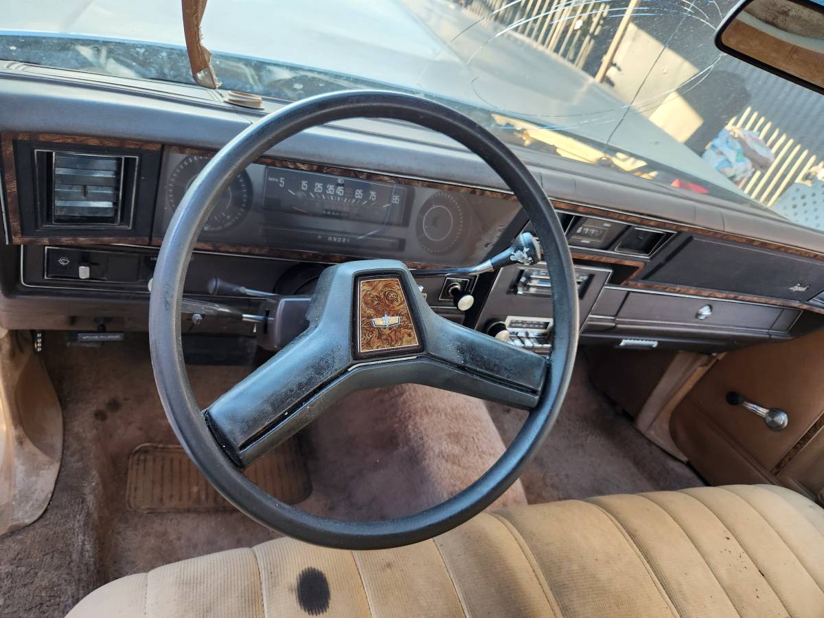 Chevy-impala-1982-6