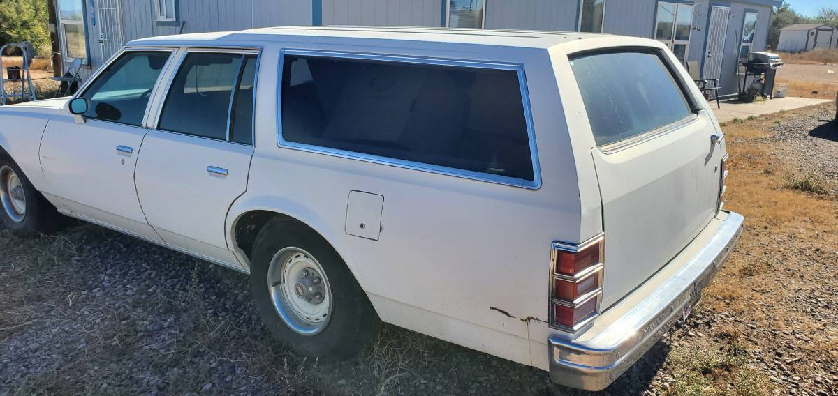 Chevy-impala-sport-wagon-1979