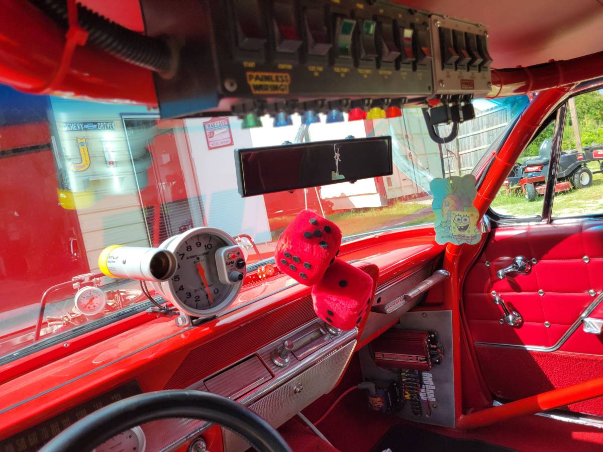 Chevy-impala-ss-1962-red-2