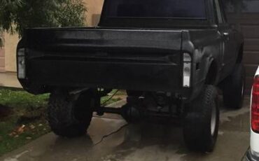 Chevy-k10-4x4-1970-black-3