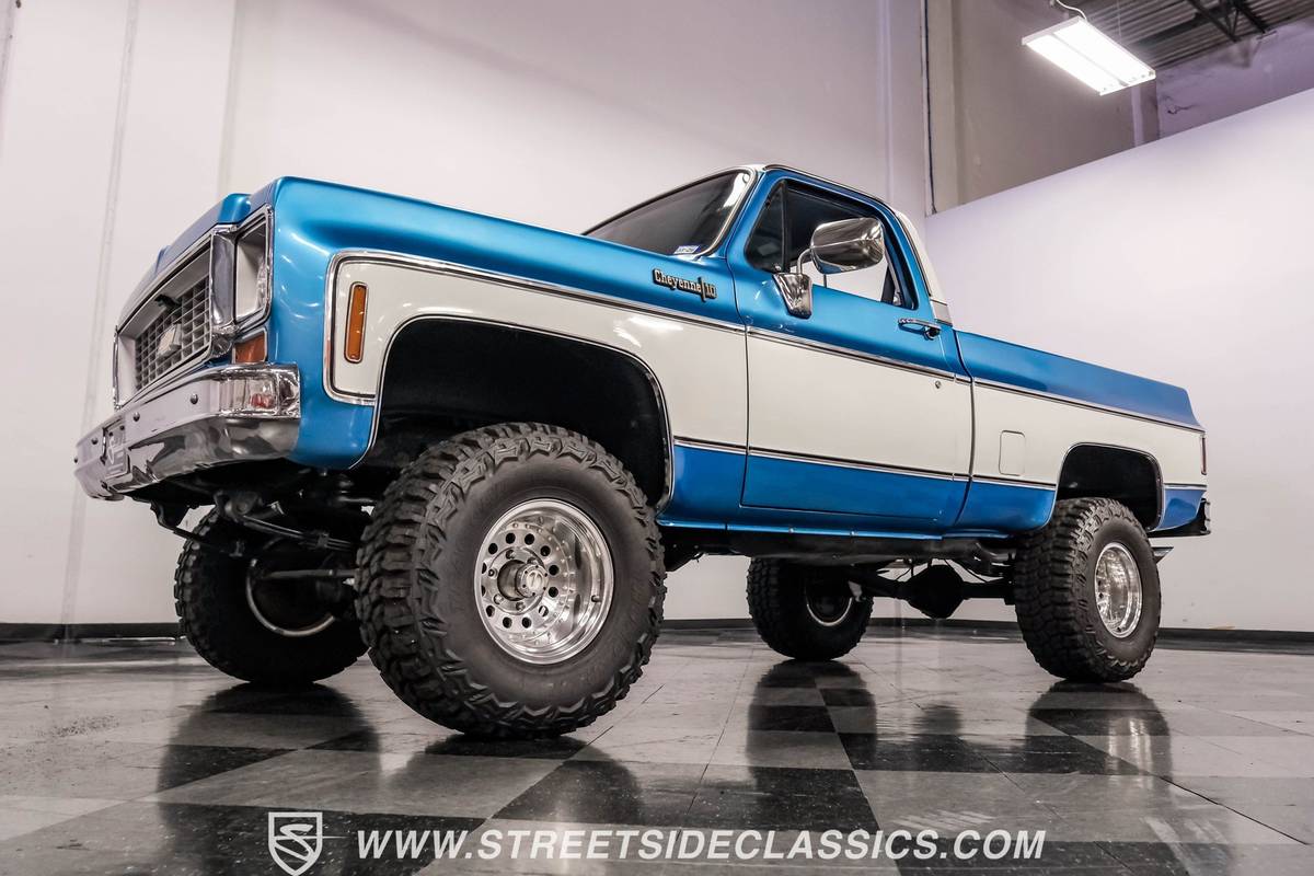 Chevy-k10-4x4-1973-blue-12