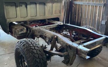 Chevy-k10-4x4-1975-black-3