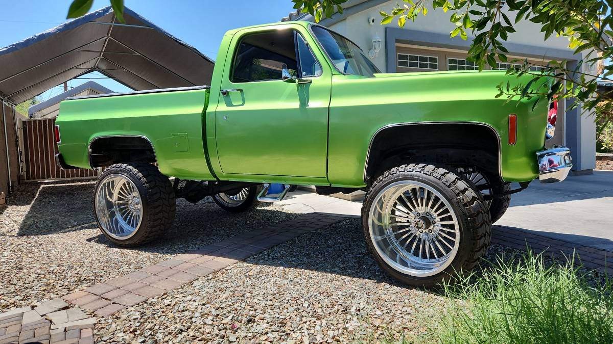 Chevy-k10-4x4-1977-green-1