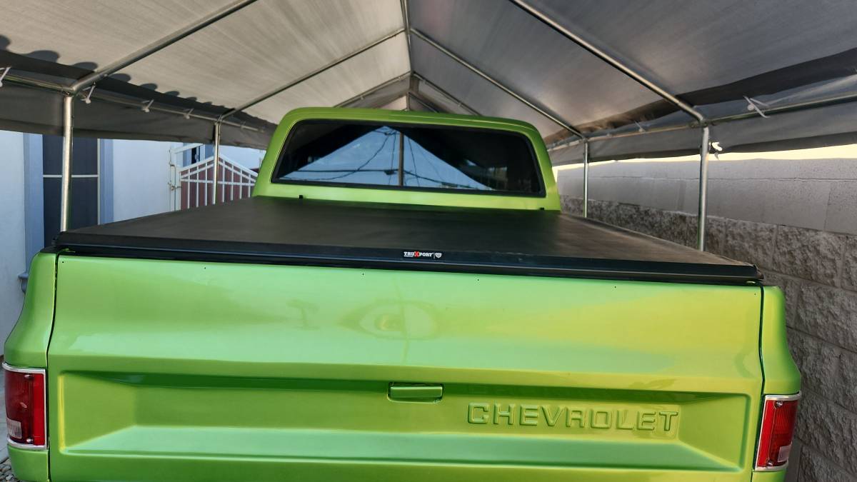 Chevy-k10-4x4-1977-green-12