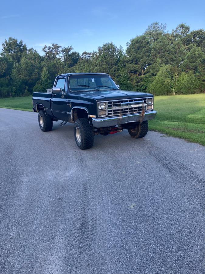 Chevy-k10-4x4-1984-black-3