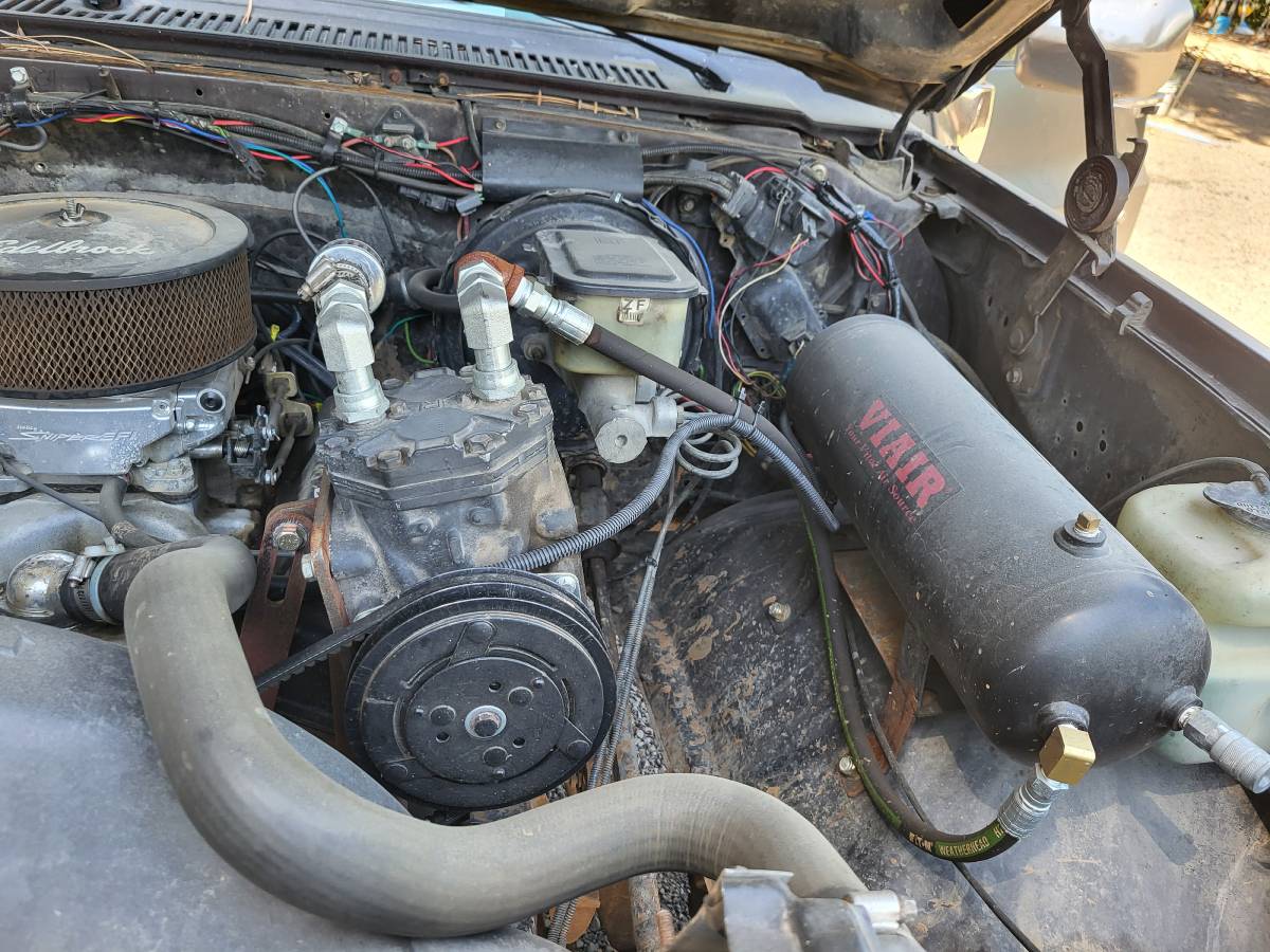 Chevy-k10-4x4-1984-grey-18