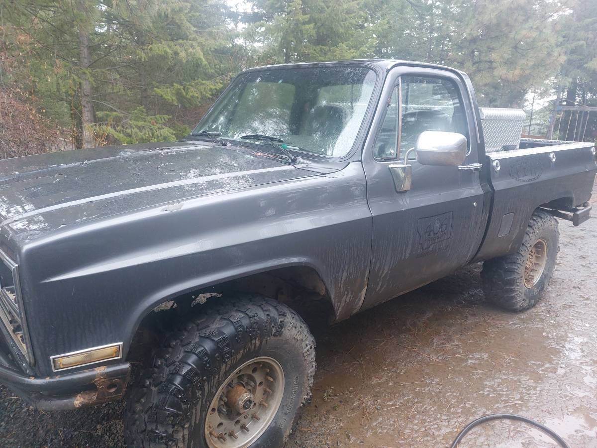Chevy-k10-4x4-1984-grey-2