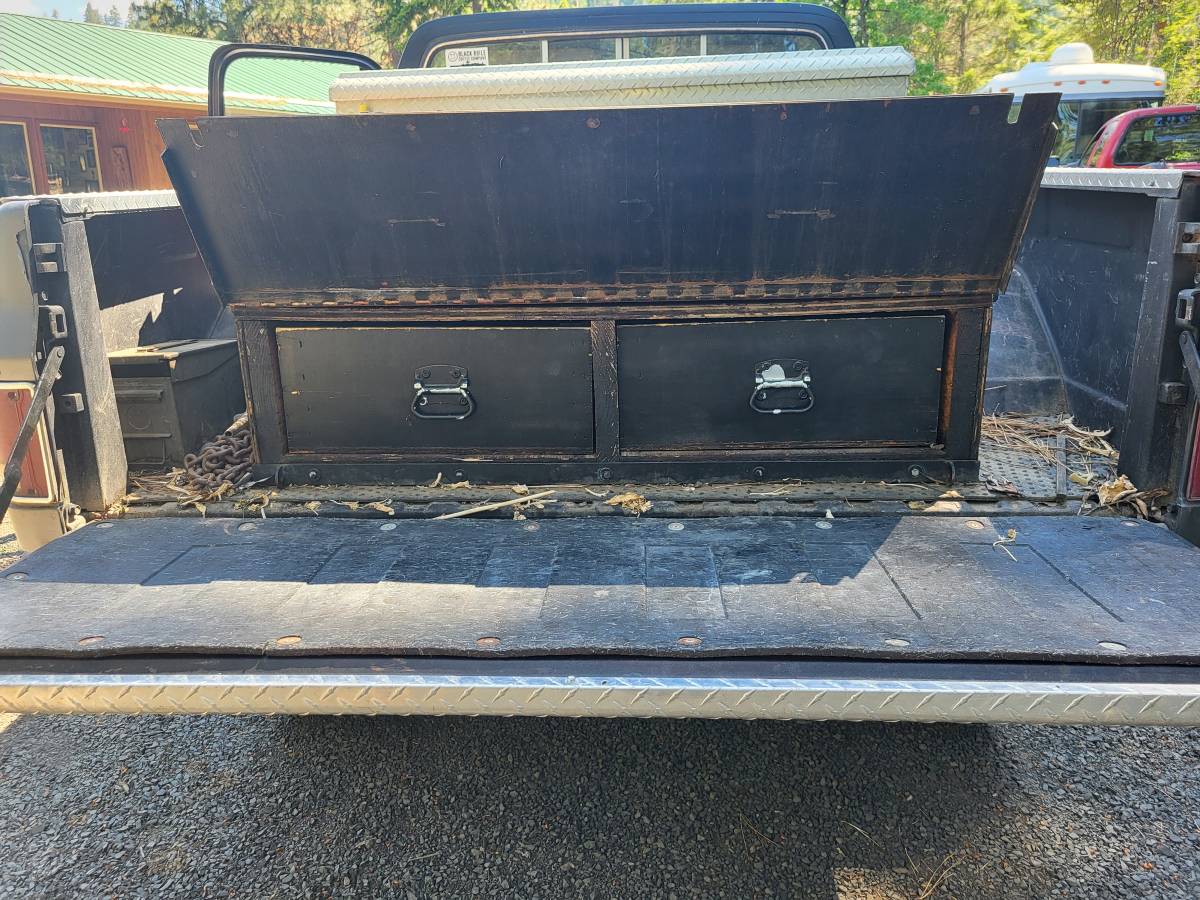 Chevy-k10-4x4-1984-grey-21