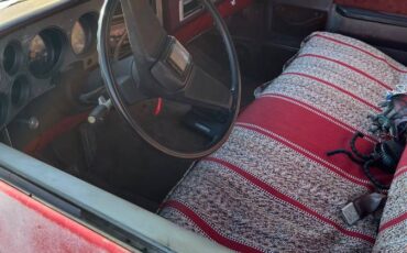 Chevy-k10-suburban-1986-4