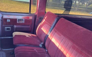 Chevy-k10-suburban-1986-5