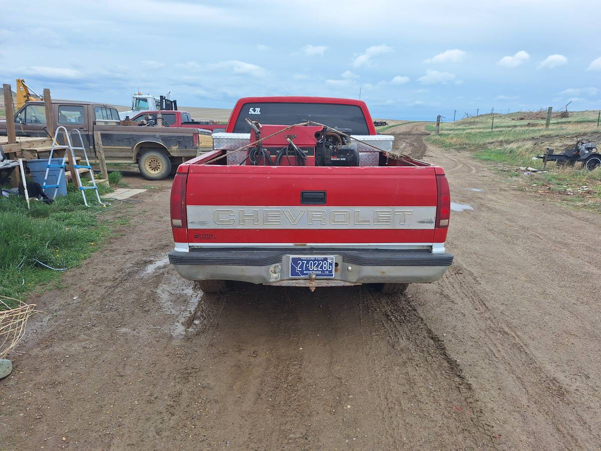 Chevy-k1500-1993-red-1
