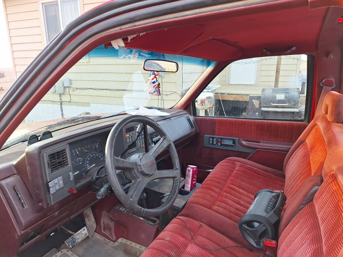 Chevy-k1500-1993-red-4