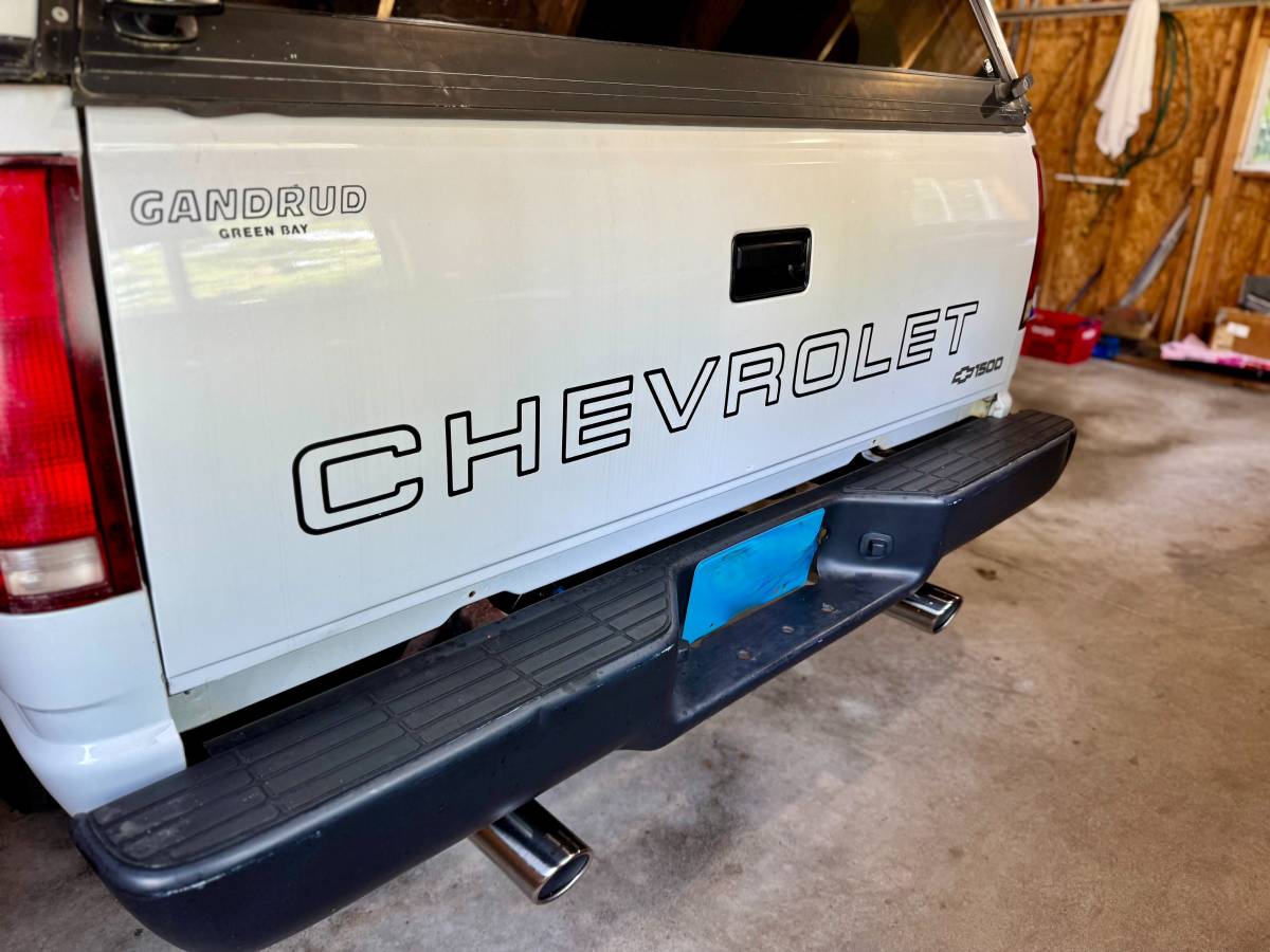 Chevy-k1500-long-bed-1994-white-2