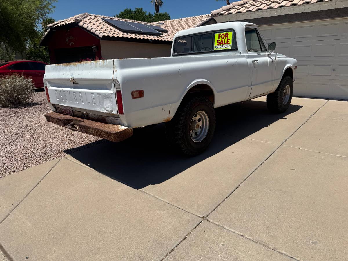 Chevy-k20-1968-white-5