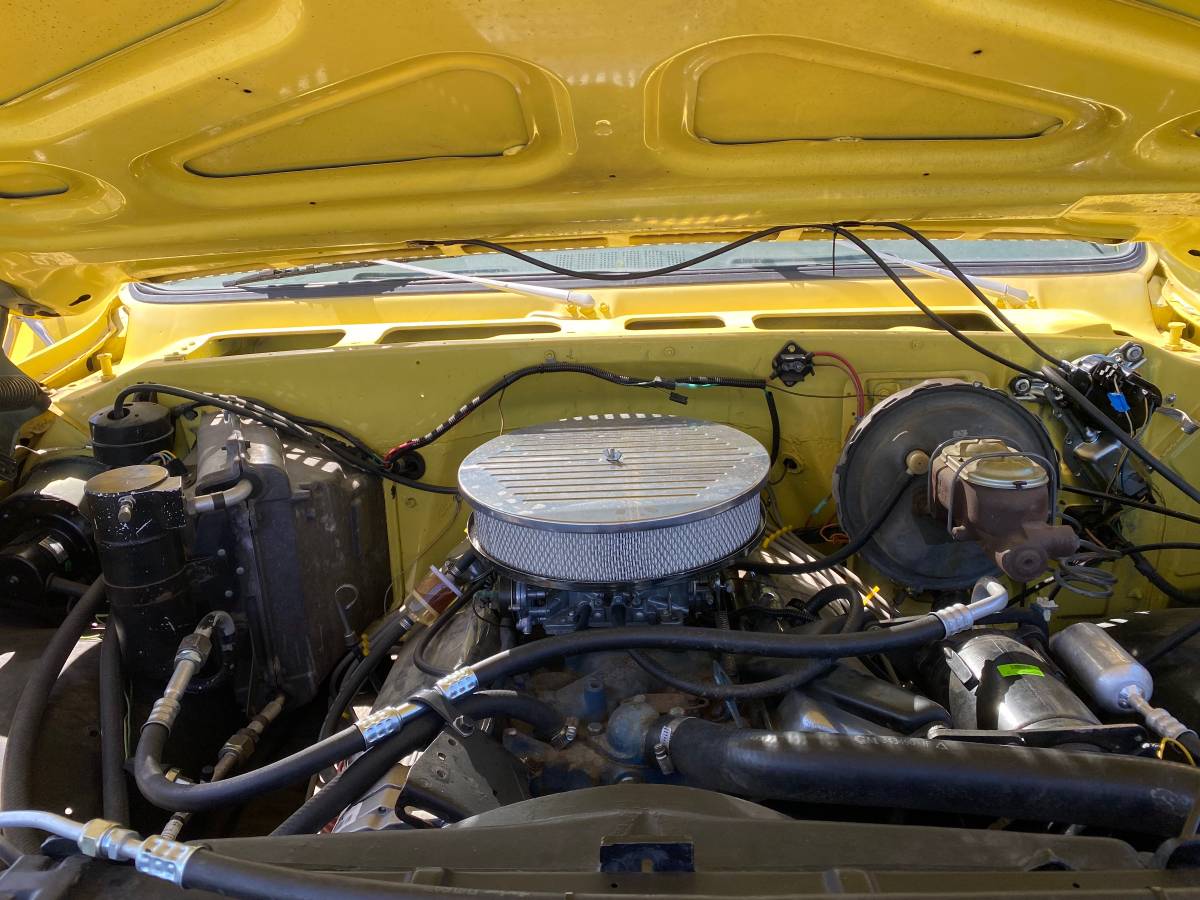 Chevy-k20-1973-yellow-8