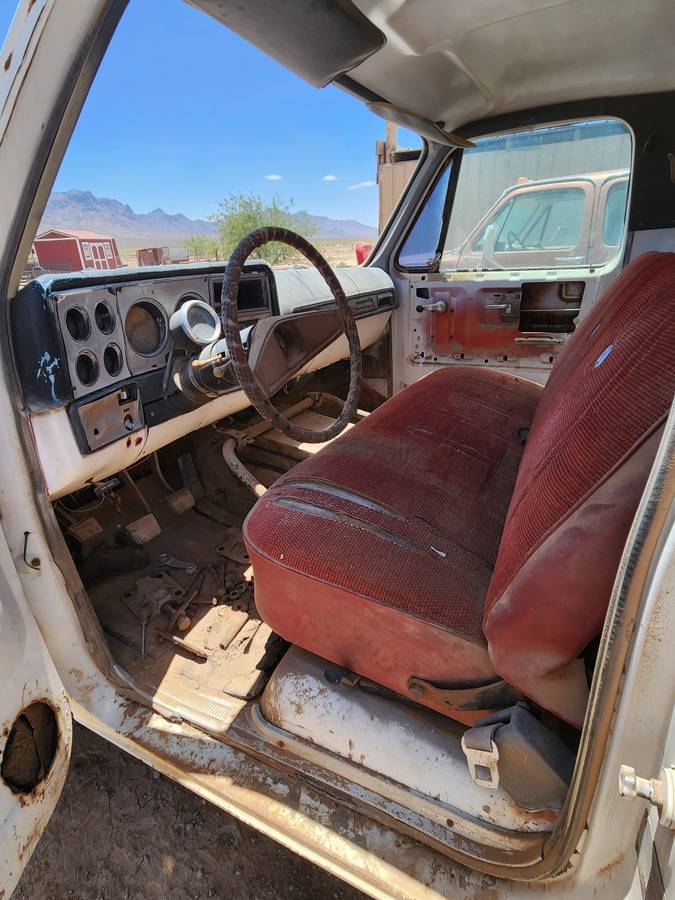 Chevy-k20-1974-white-8