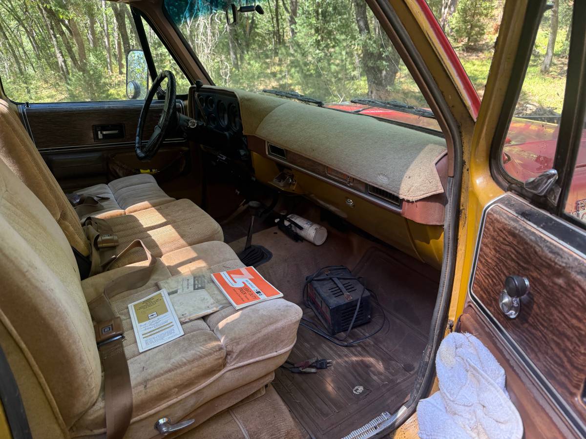 Chevy-k20-1975-red-7