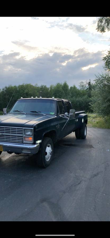 Chevy-k30-diesel-1983-blue-1