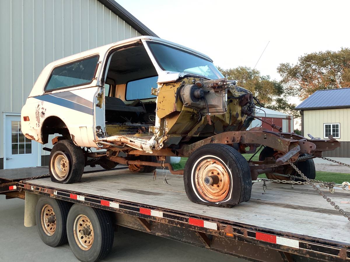 Chevy-k5-blazer-1972-yellow-14