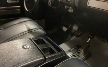 Chevy-k5-blazer-1984-black-10