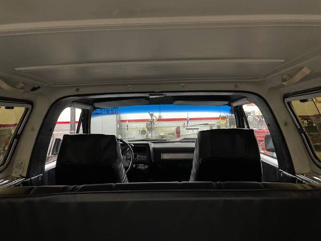 Chevy-k5-blazer-1984-black-15