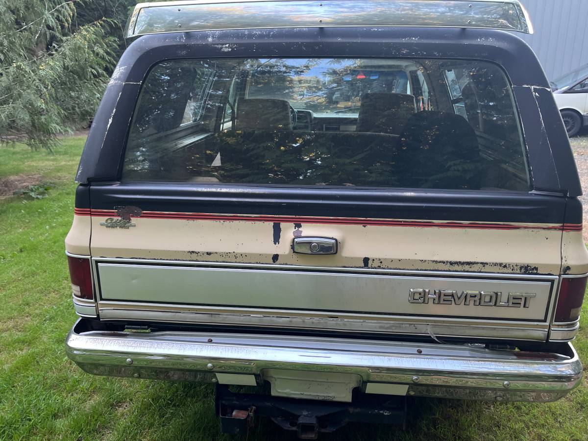 Chevy-k5-blazer-1985-4