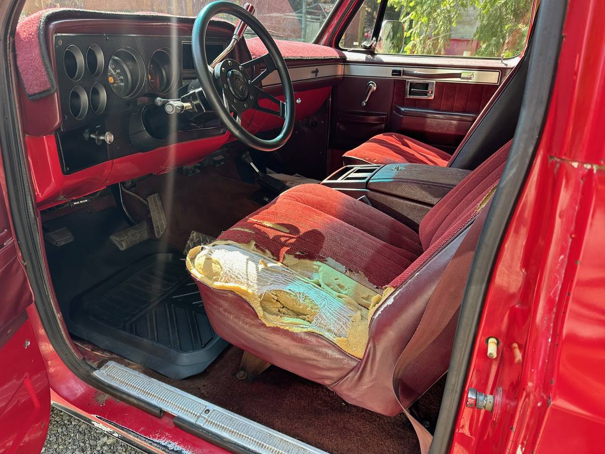 Chevy-k5-blazer-1986-red-19