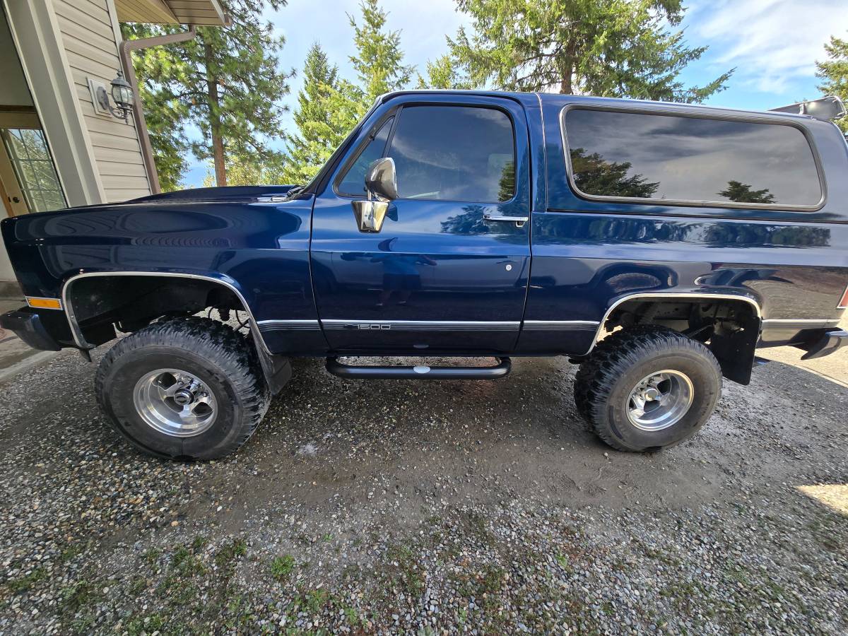 Chevy-k5-blazer-1991-blue-13