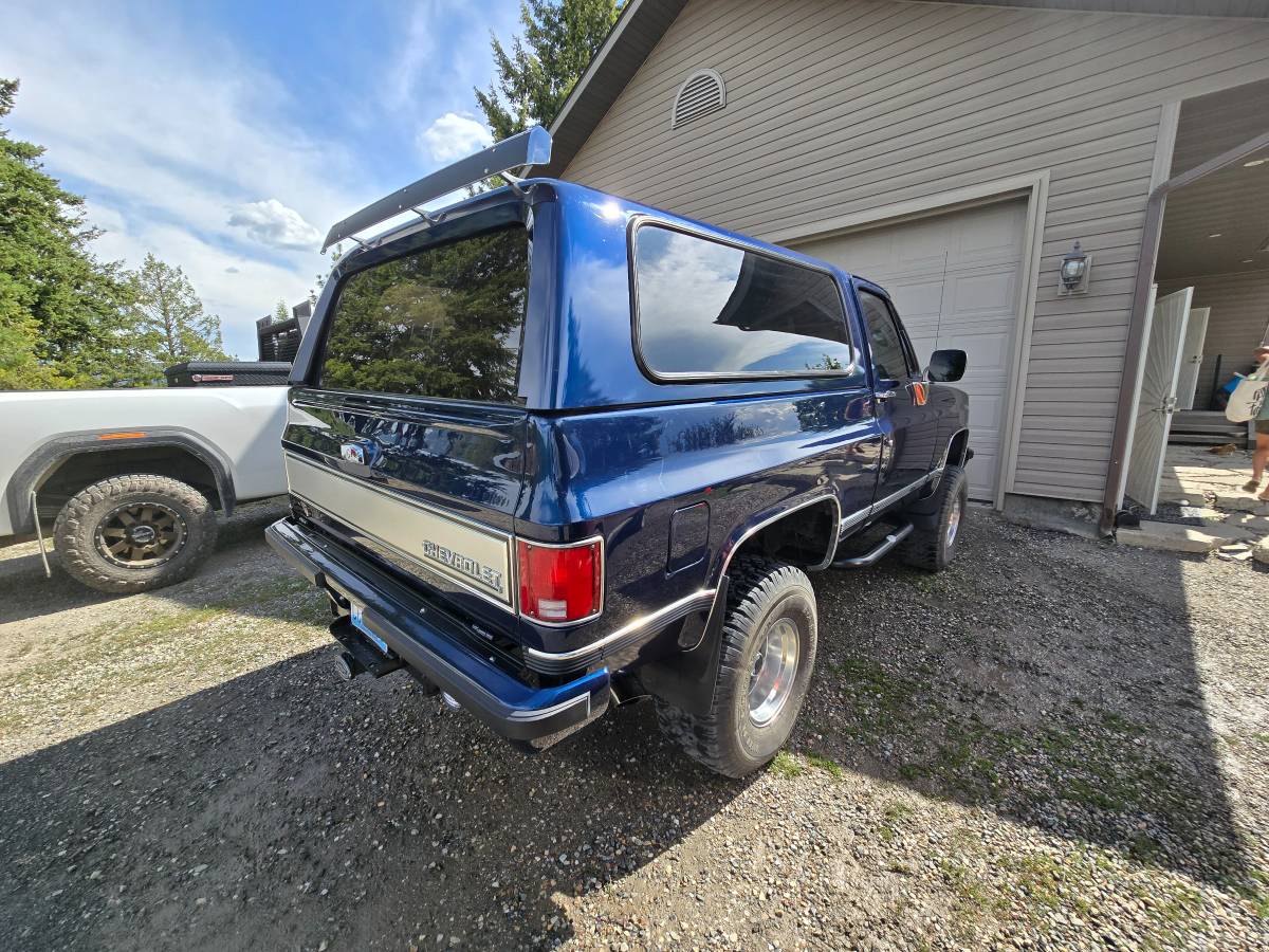 Chevy-k5-blazer-1991-blue-2