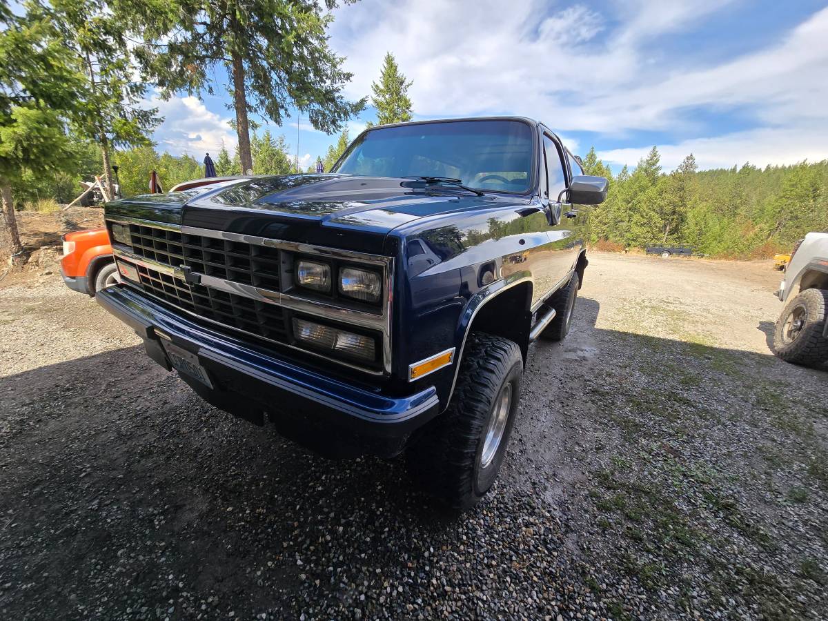 Chevy-k5-blazer-1991-blue