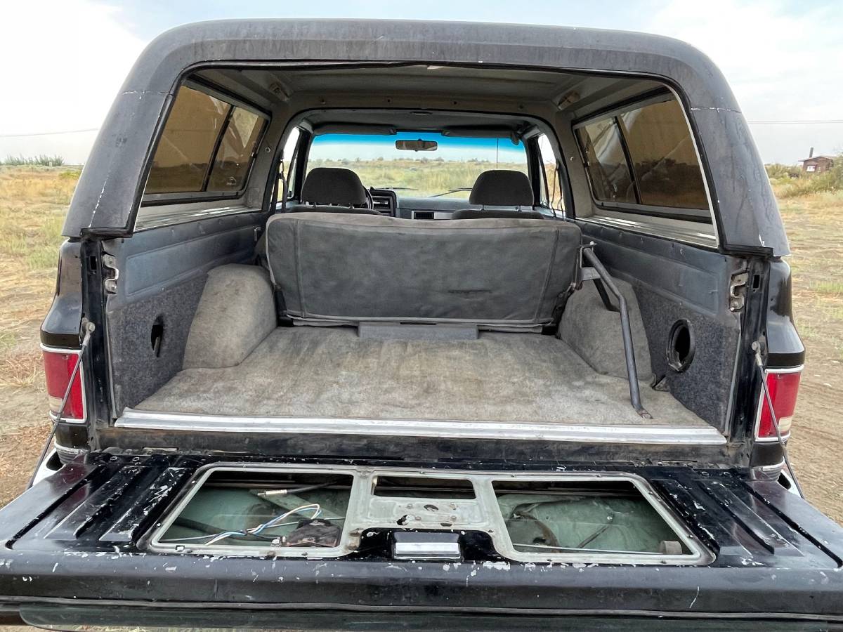 Chevy-k5-blazer-silverado-1989-black-14
