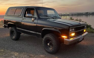 Chevy-k5-blazer-silverado-1989-black-15