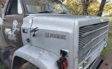 Chevy-kodiak-diesel-1988-13