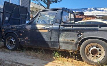 Chevy-luv-1977-black-1