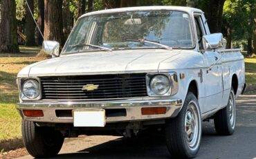 Chevy-luv-1979-white-5