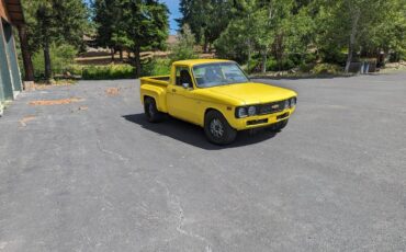 Chevy-luv-1979-yellow-3