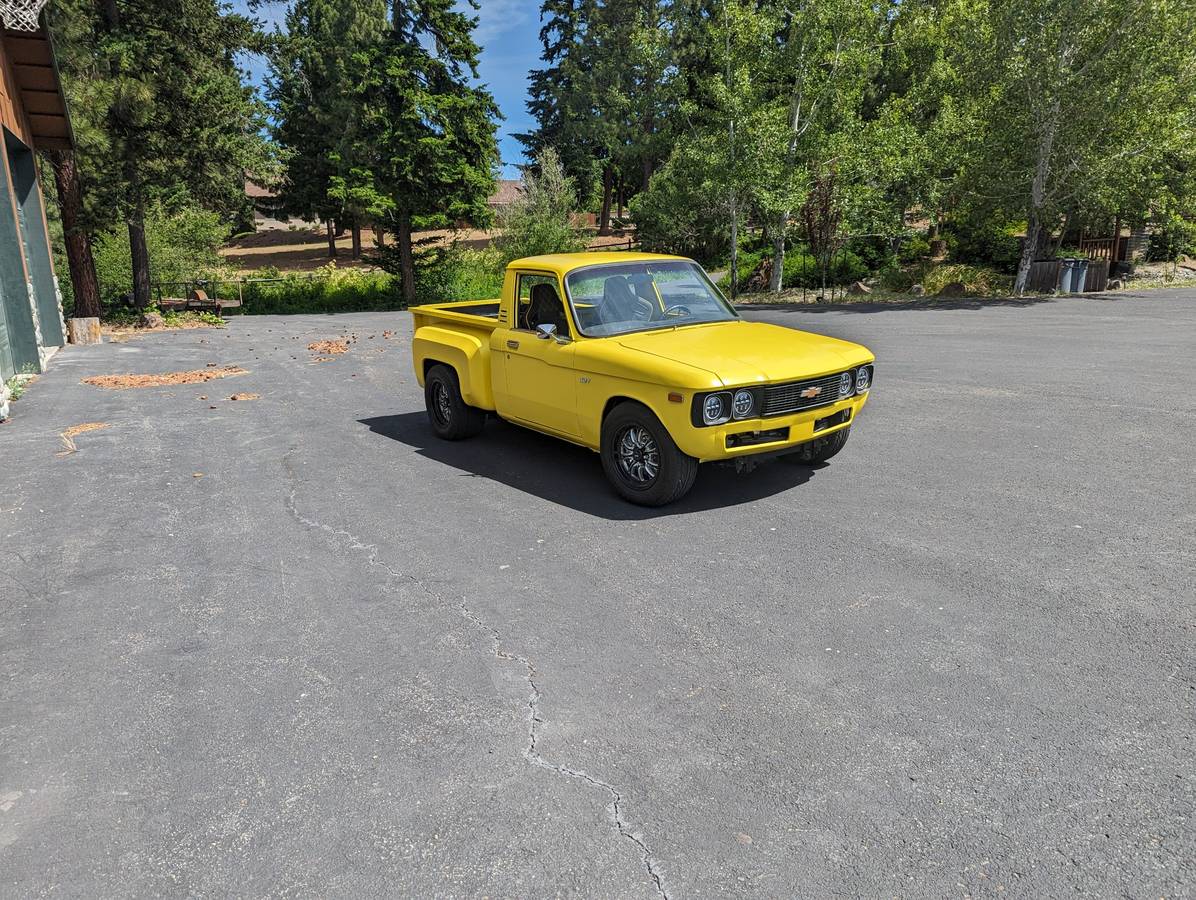 Chevy-luv-1979-yellow-3