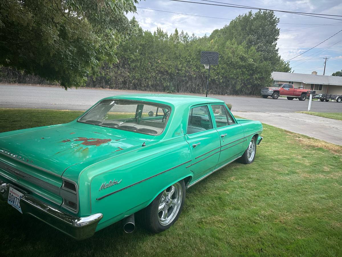 Chevy-malibu-1964-green